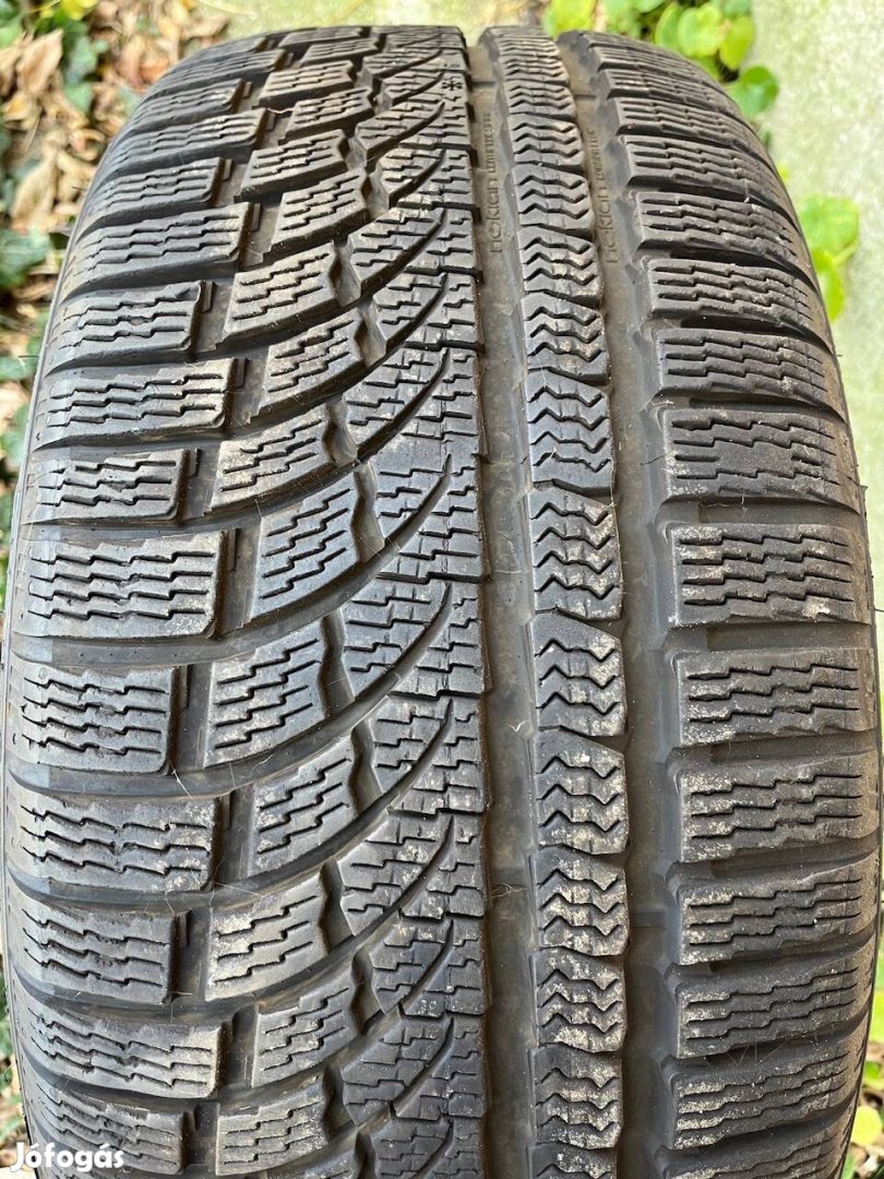 Nokian 235/45 R18 téli gumik