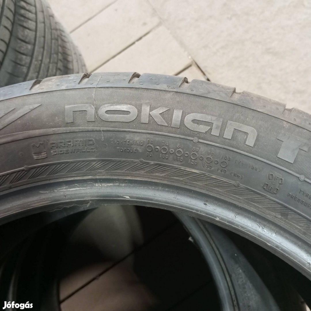 Nokian 235/50/19 újszerű nyarigumi, kettő darab 