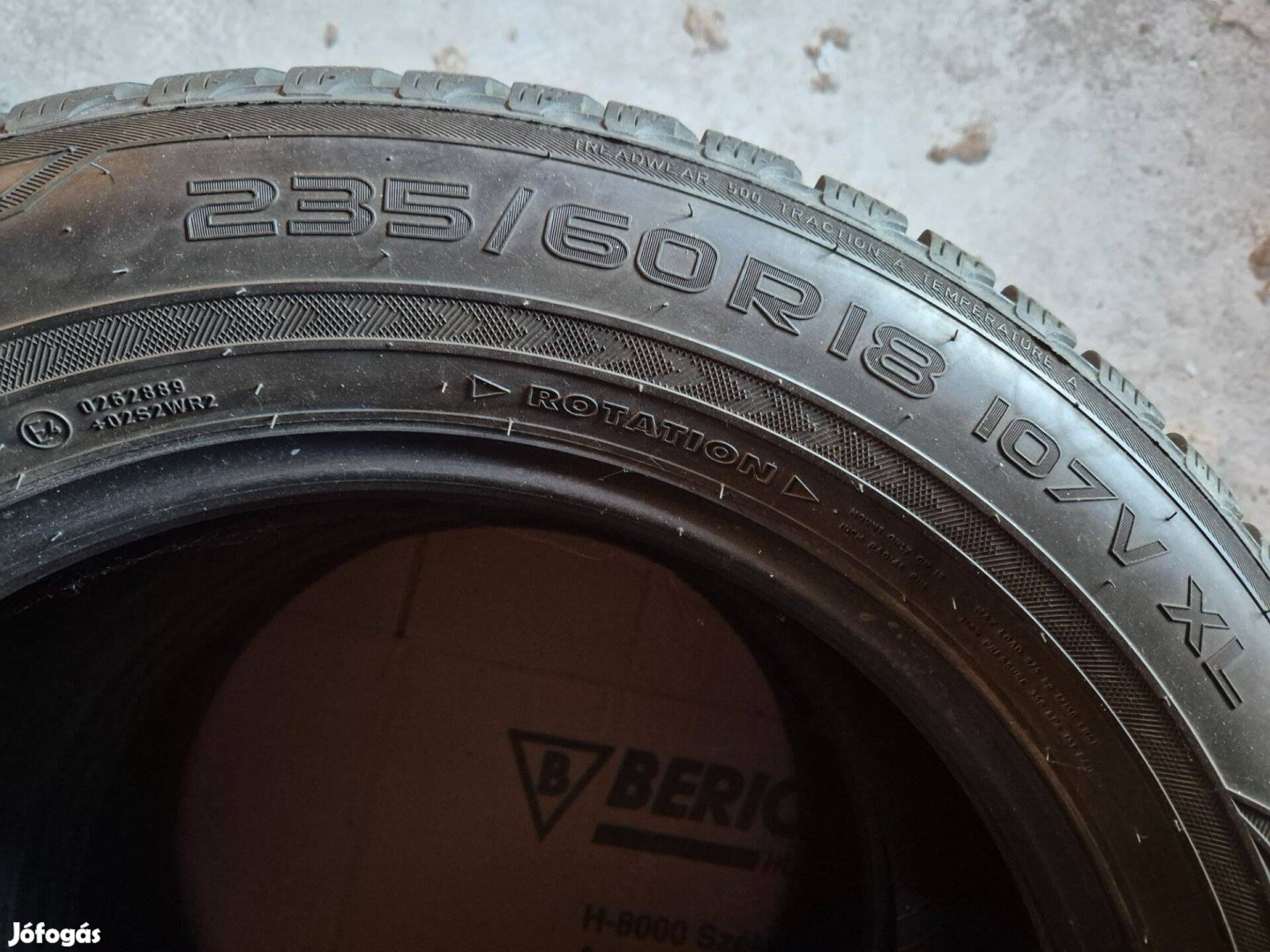 Nokian 235/60 R18 107V XL téli gumi