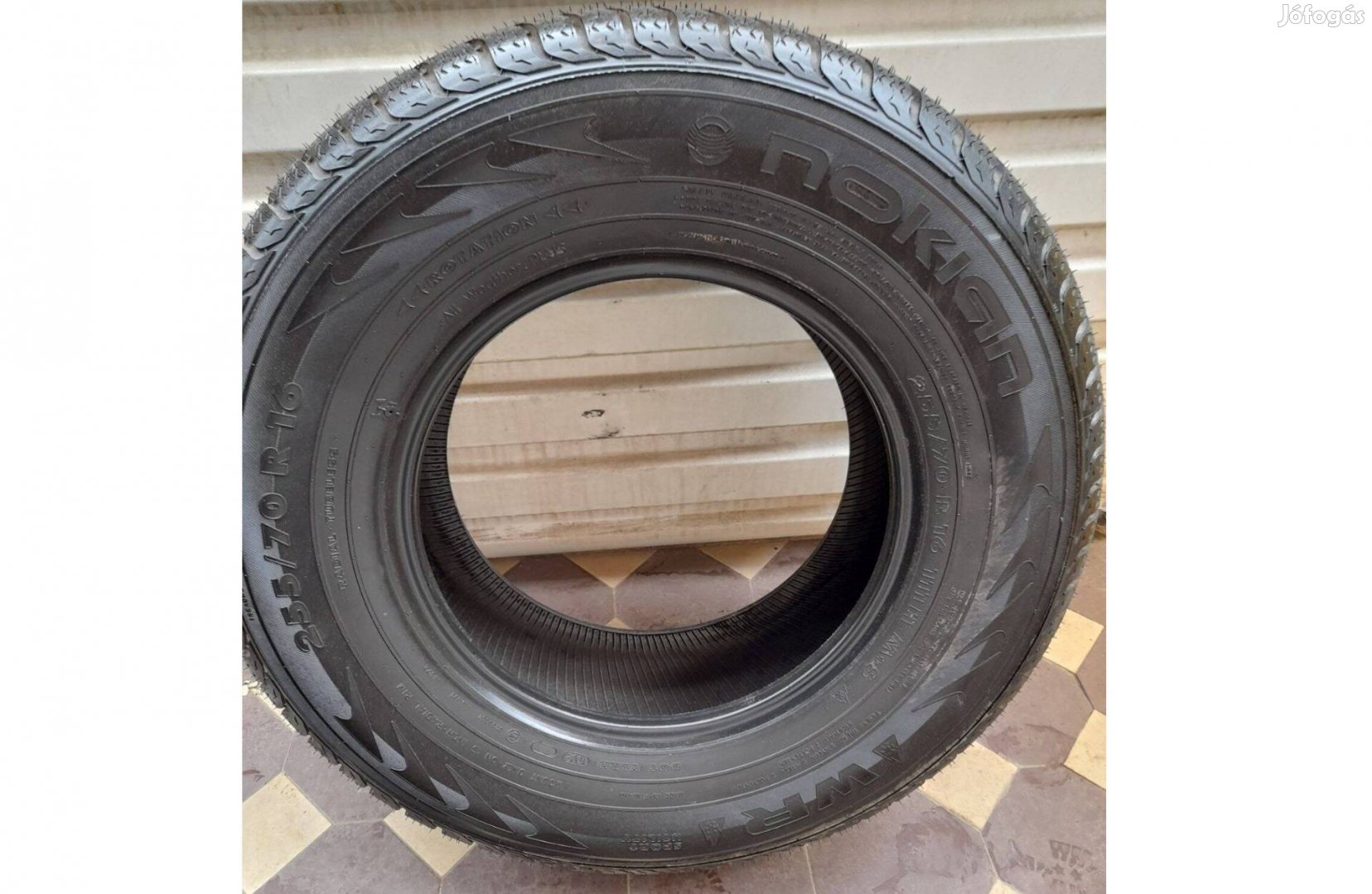 Nokian 255/70 R16-os téligumi