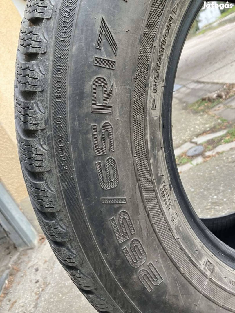 Nokian 265/65/R17 téli gumi 4db