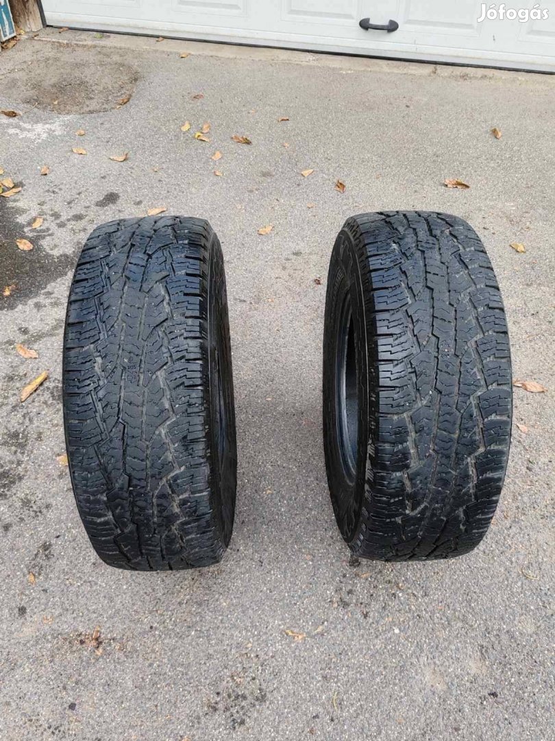 Nokian 265/70 R16 téli gumiköpeny