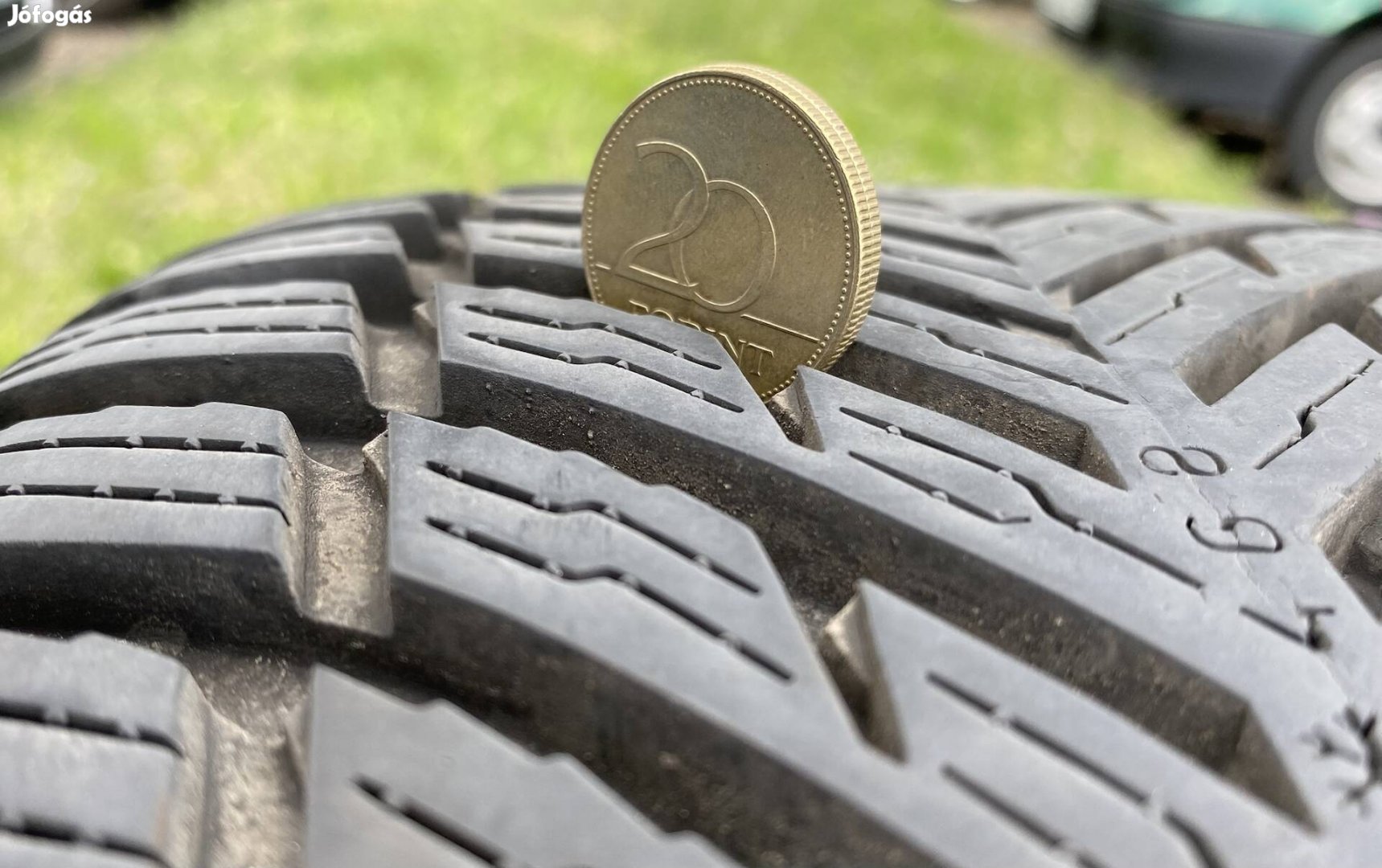 Nokian 4 évszakos gumiabroncs 215/45 R17