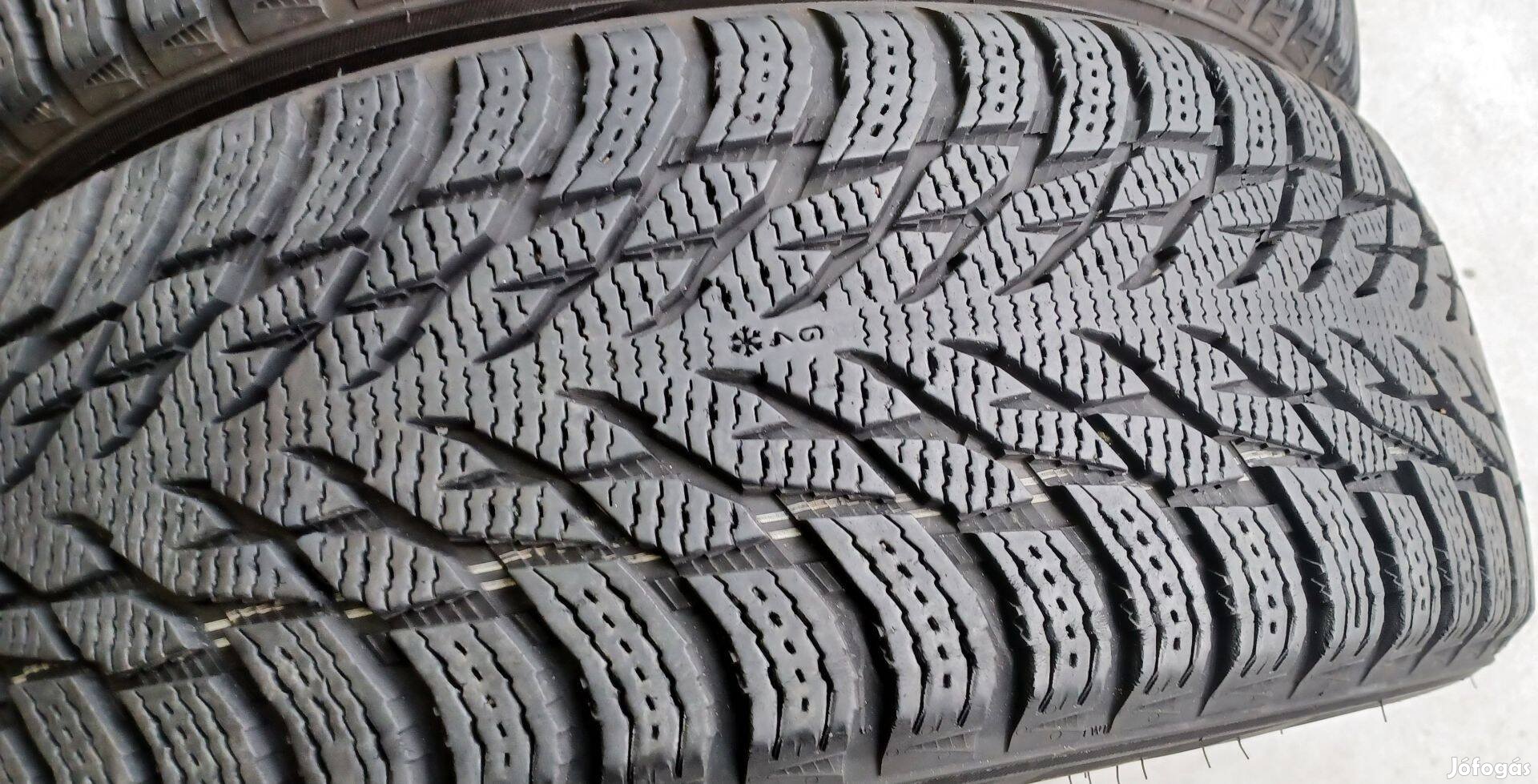 Nokian Hakkapeliitta R3 205/55 R17 téli gumik 4db