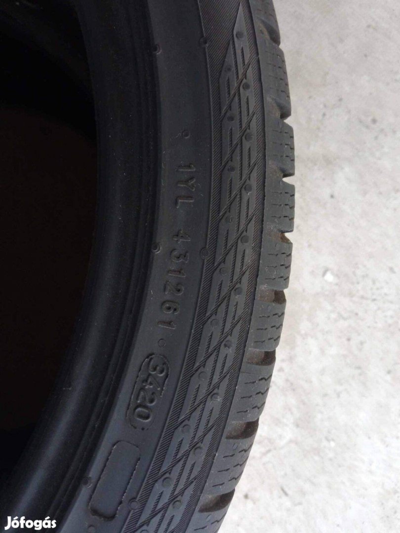 Nokian Snowproof 255/35 R19 szinte új téli gumik