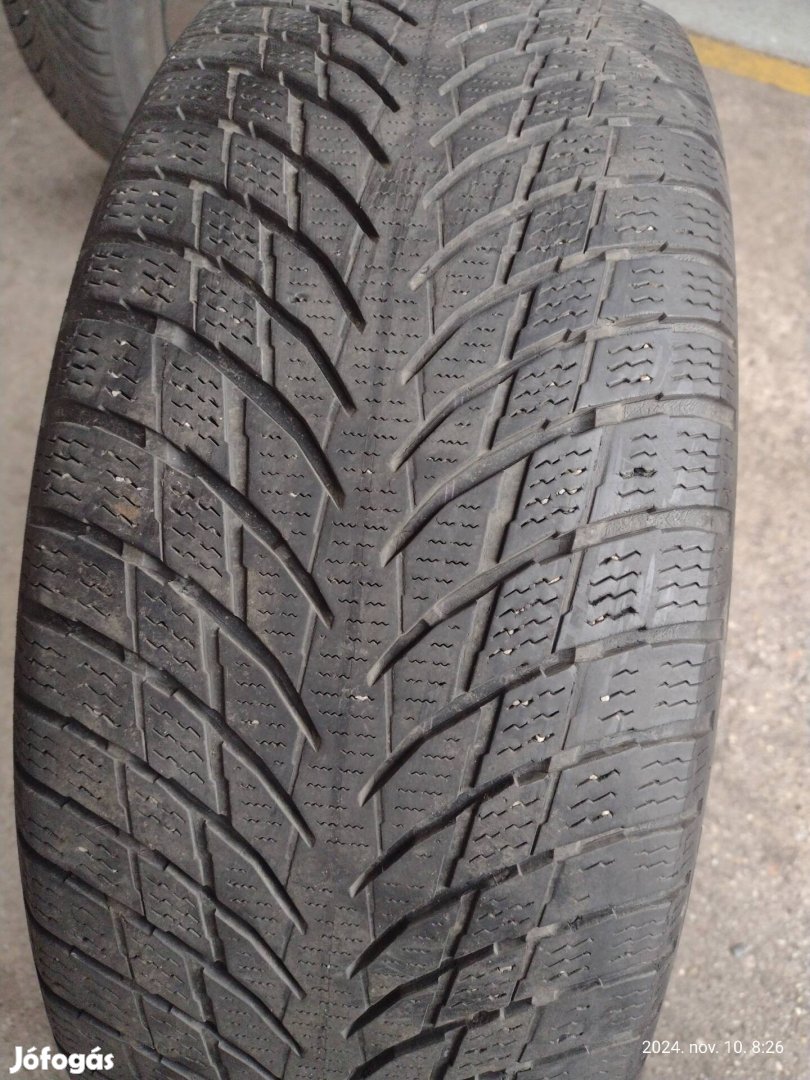 Nokian Sperformance 215/55 R17 téli gumik eladóak 6mm profillal 