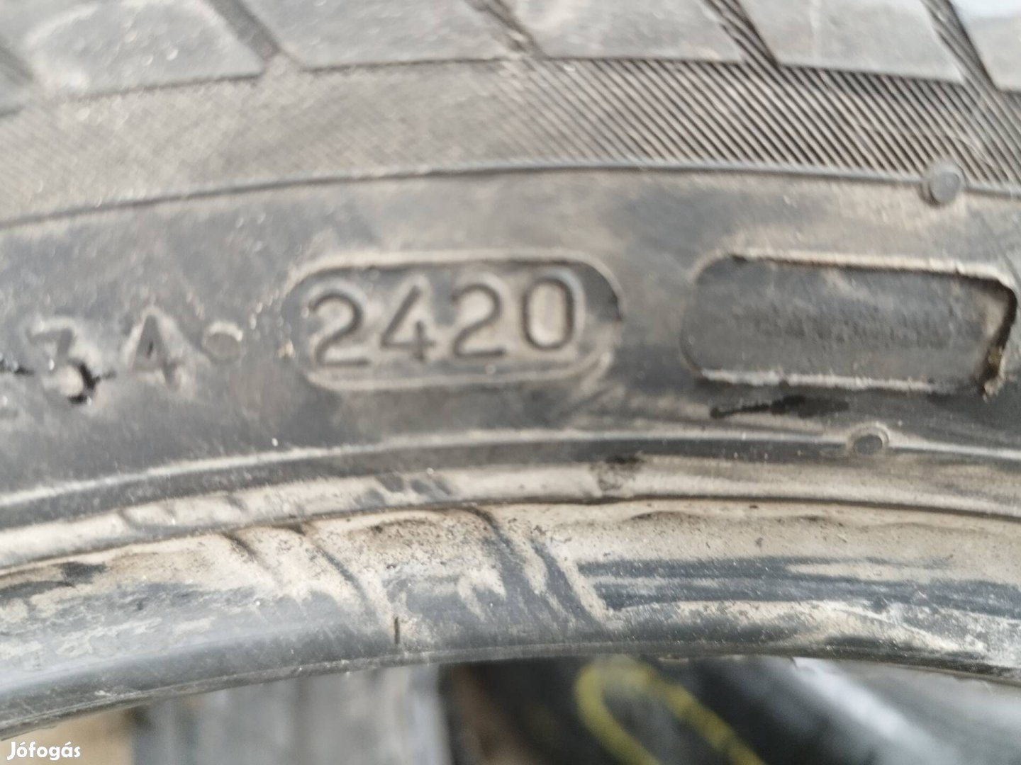 Nokian WR snowproof P 215/55 17 téli gumi használt 