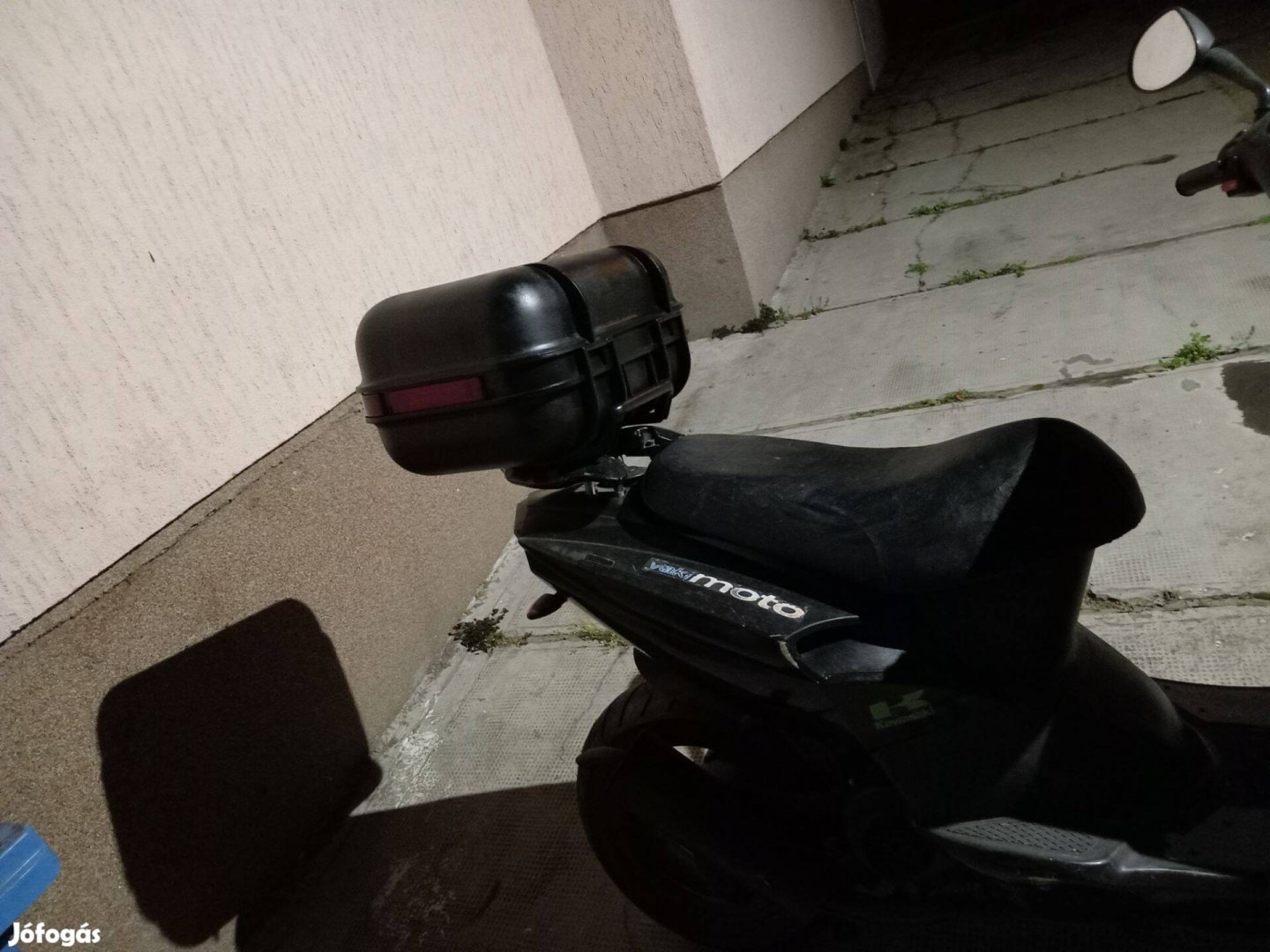 Nonfango motoros doboz eladó