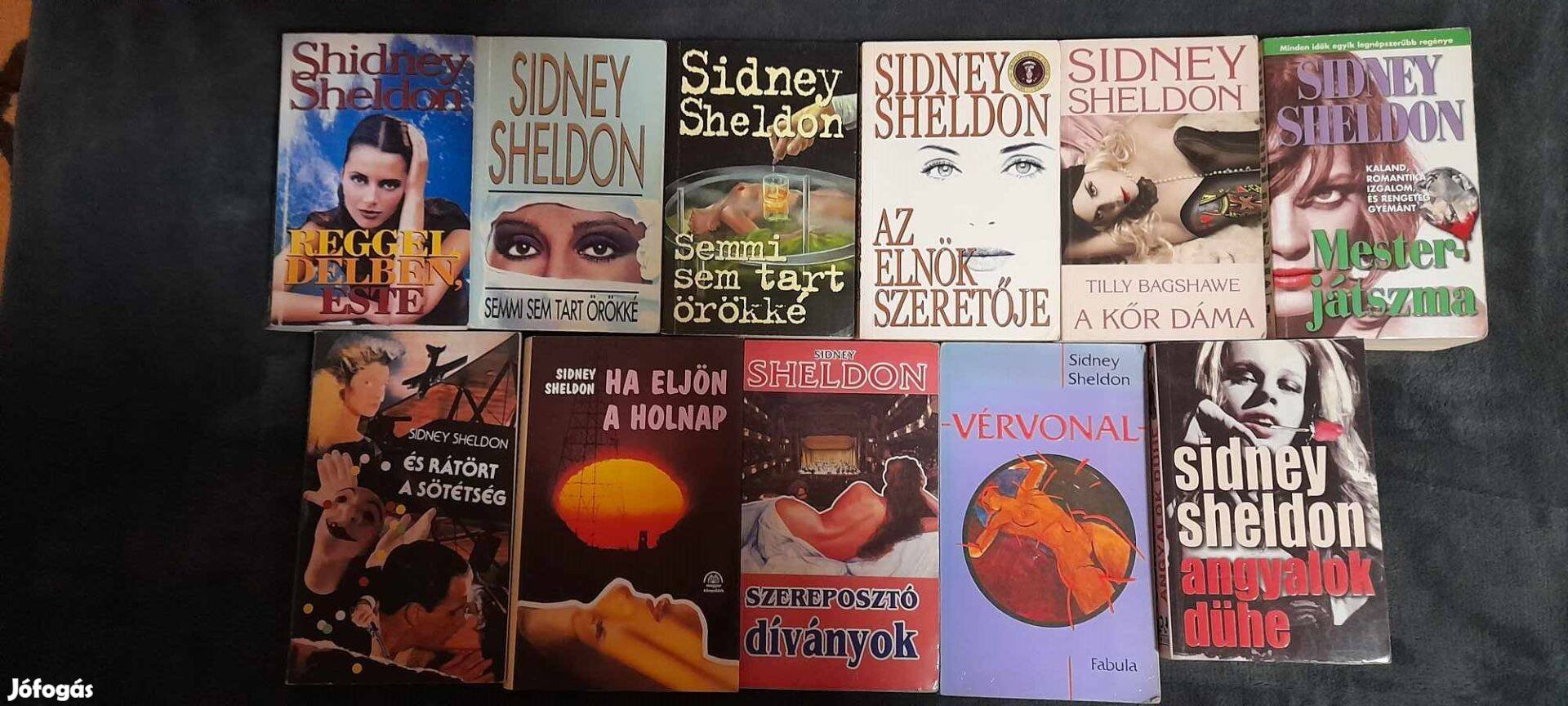 Nora Roberts, Jackie Collins, Barbara Wood,Sidney Sheldon, stb könyvek