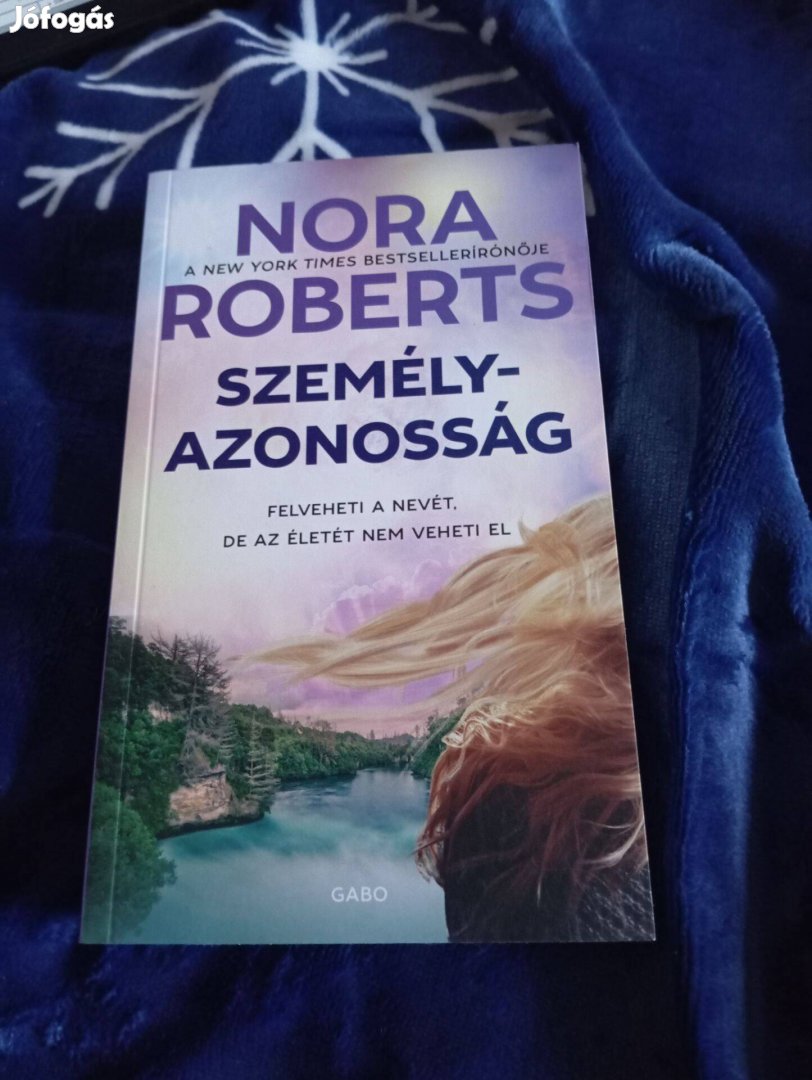 Nora Roberts: Személyazonosság