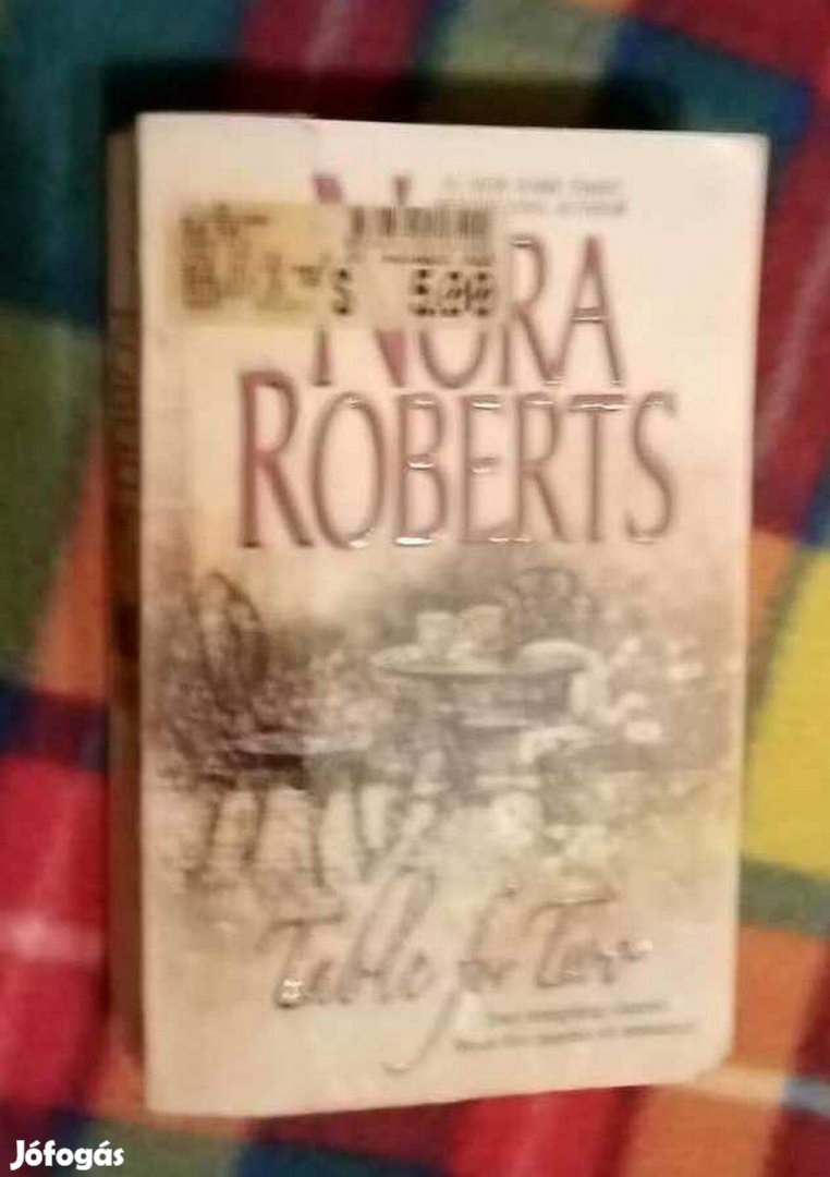 Nora Roberts: Table for Two