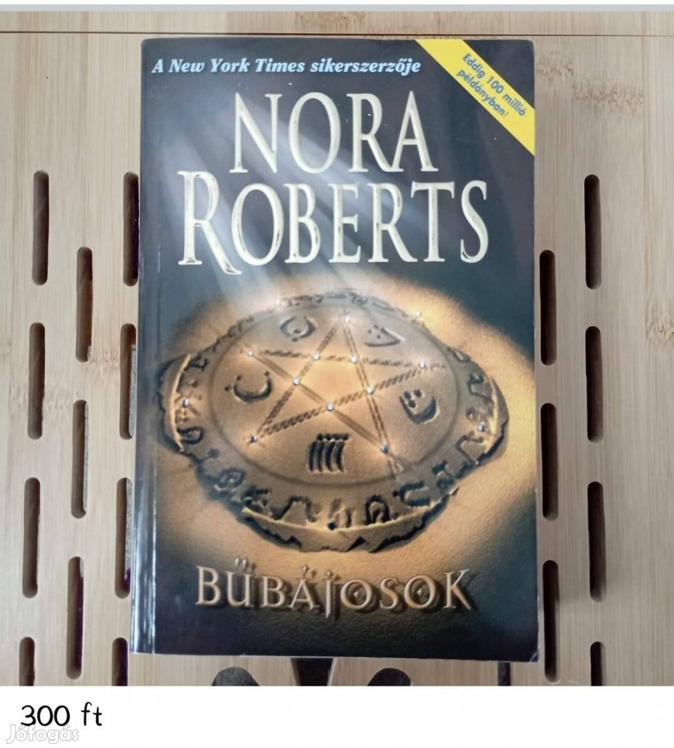 Nora Roberts - Bűbájosak