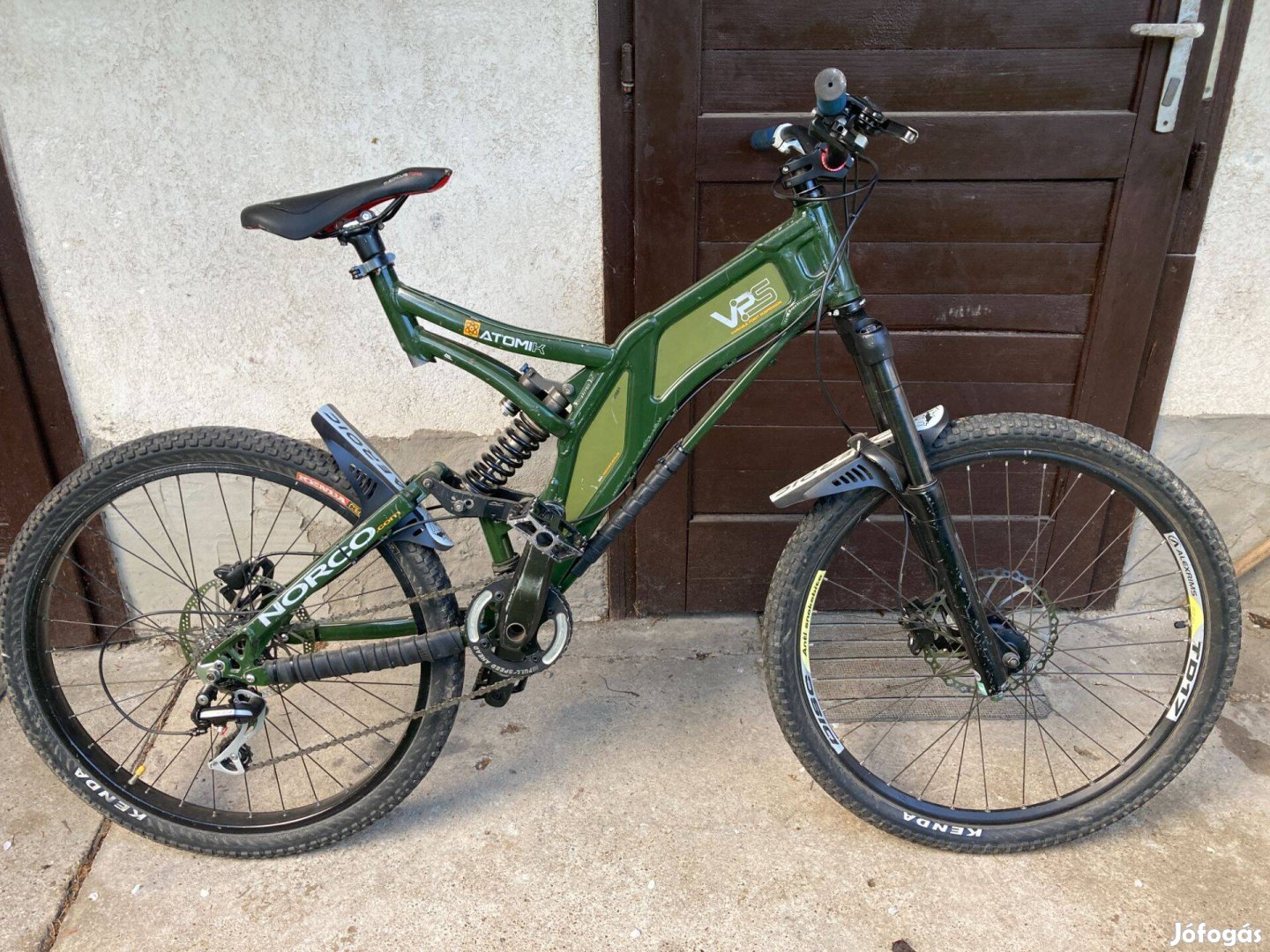 Norco Atomik DH bicikli