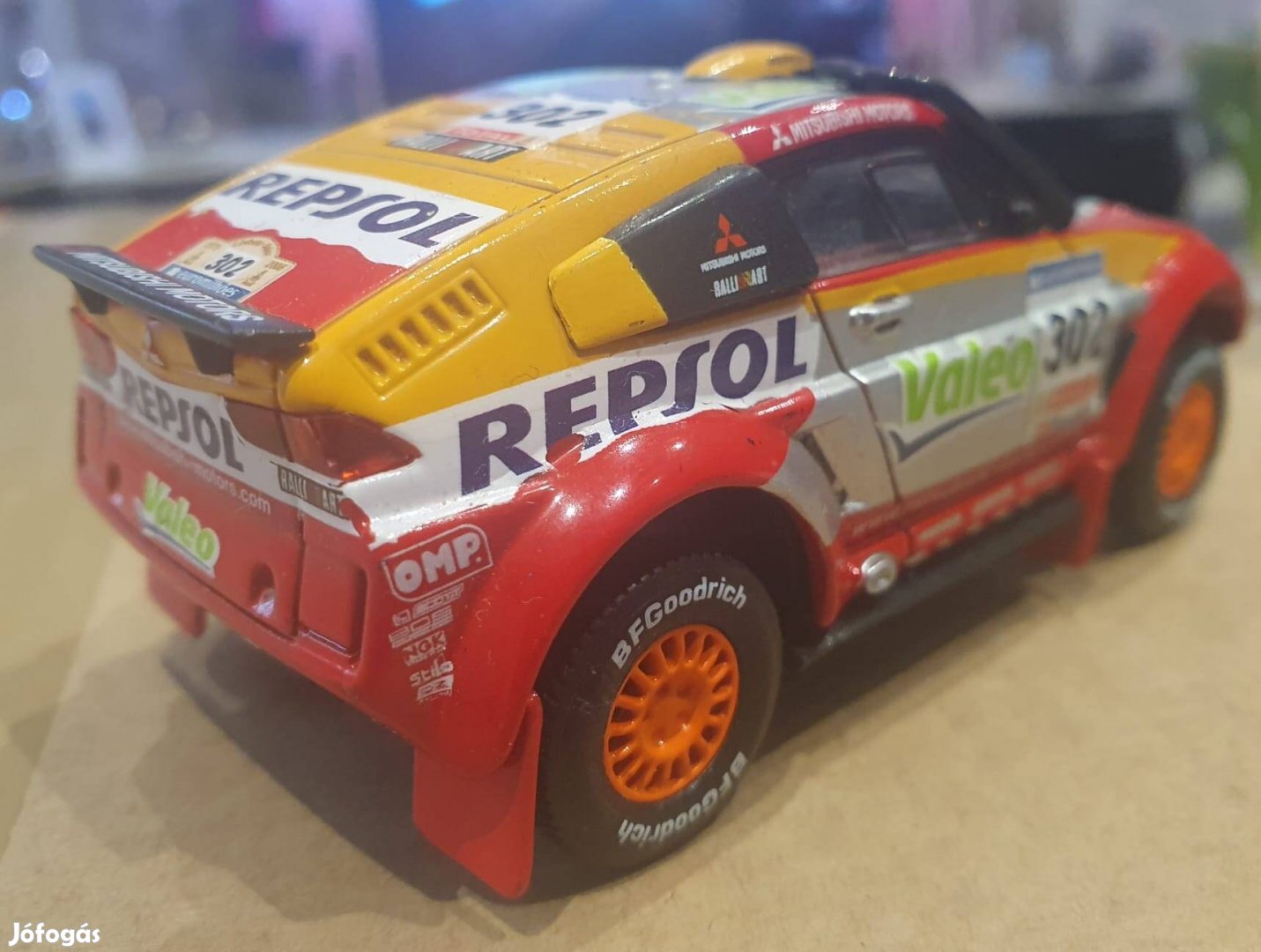Norev Mitsubishi Pajero evolution Dakar 1:43