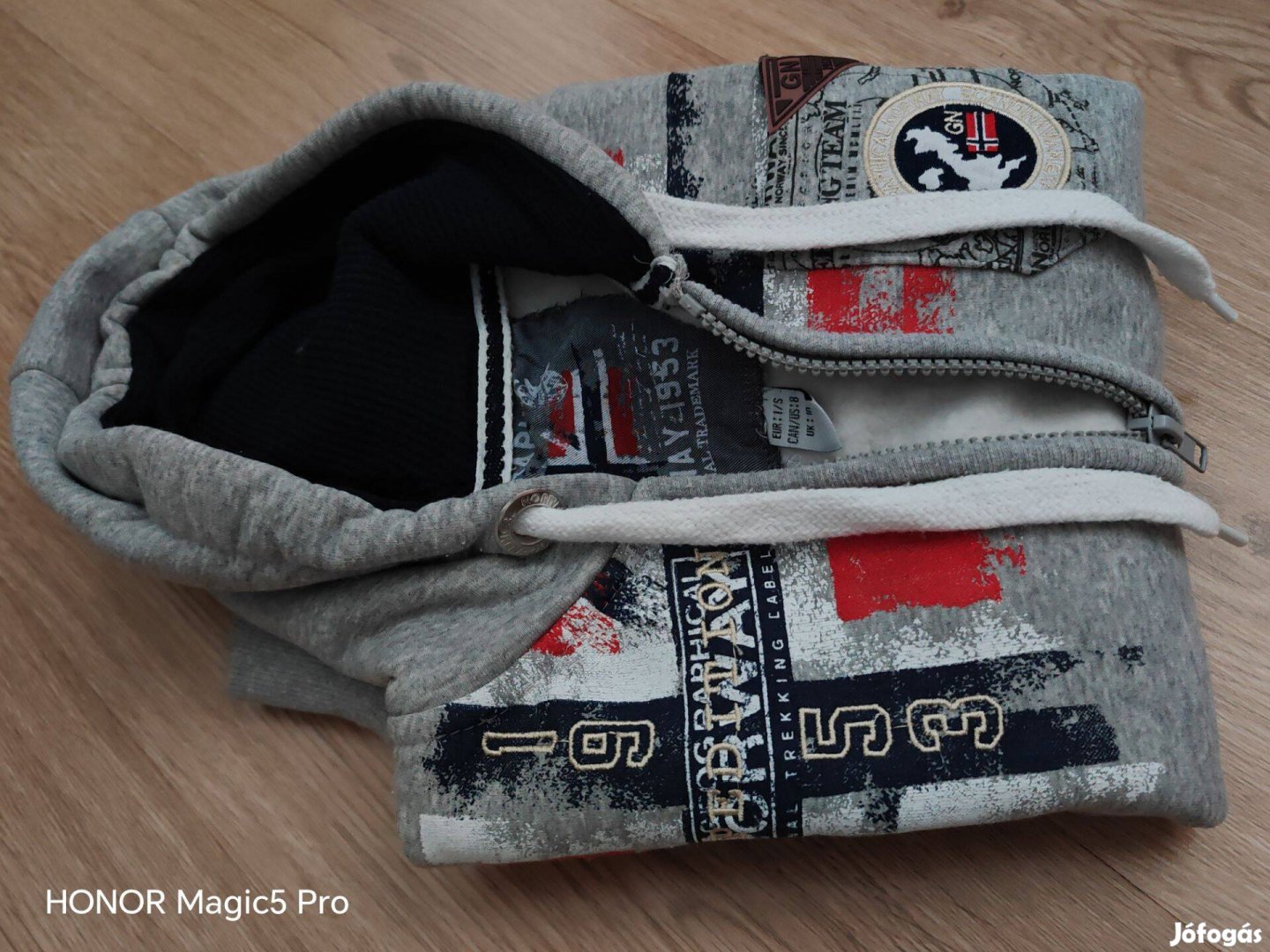 Norway női pihe puha sportos kardigán S