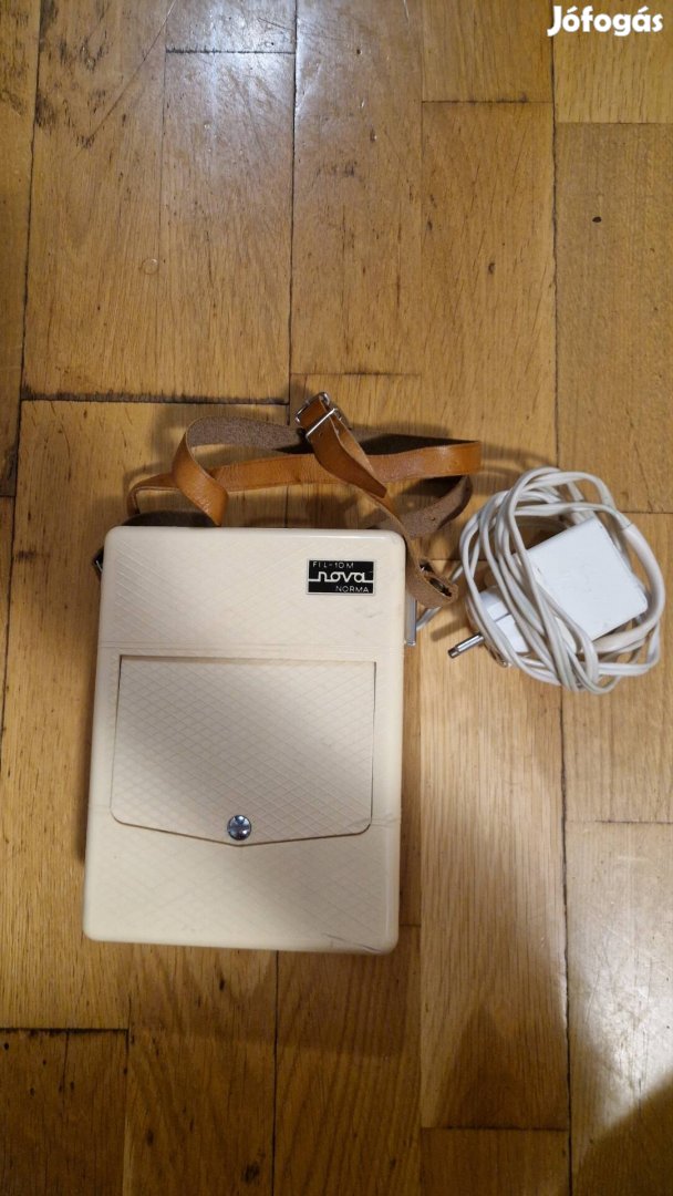 Nova FIL-10 M Retro vaku tápegység Akció!