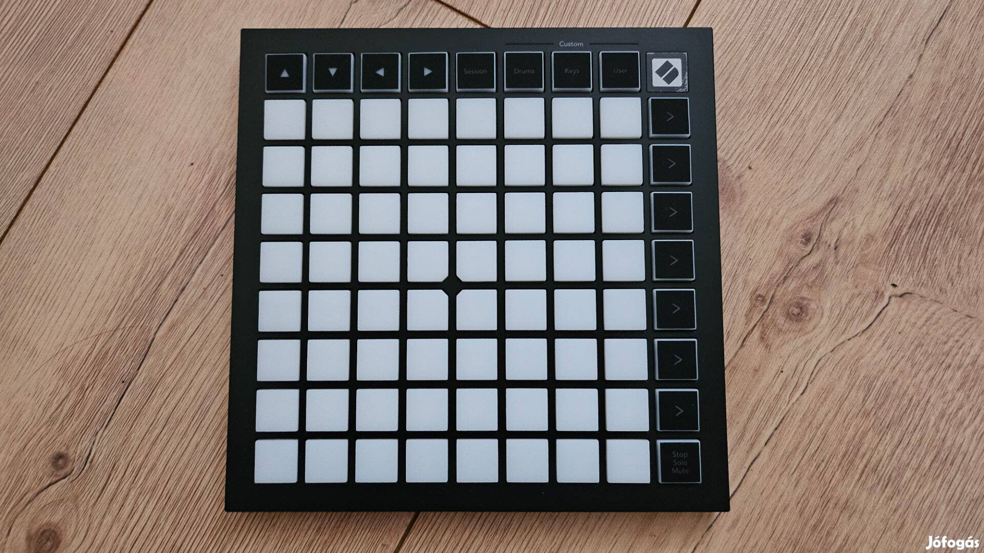 Novation Launchpad Mini MK3 Midi kontroller - alkuképes