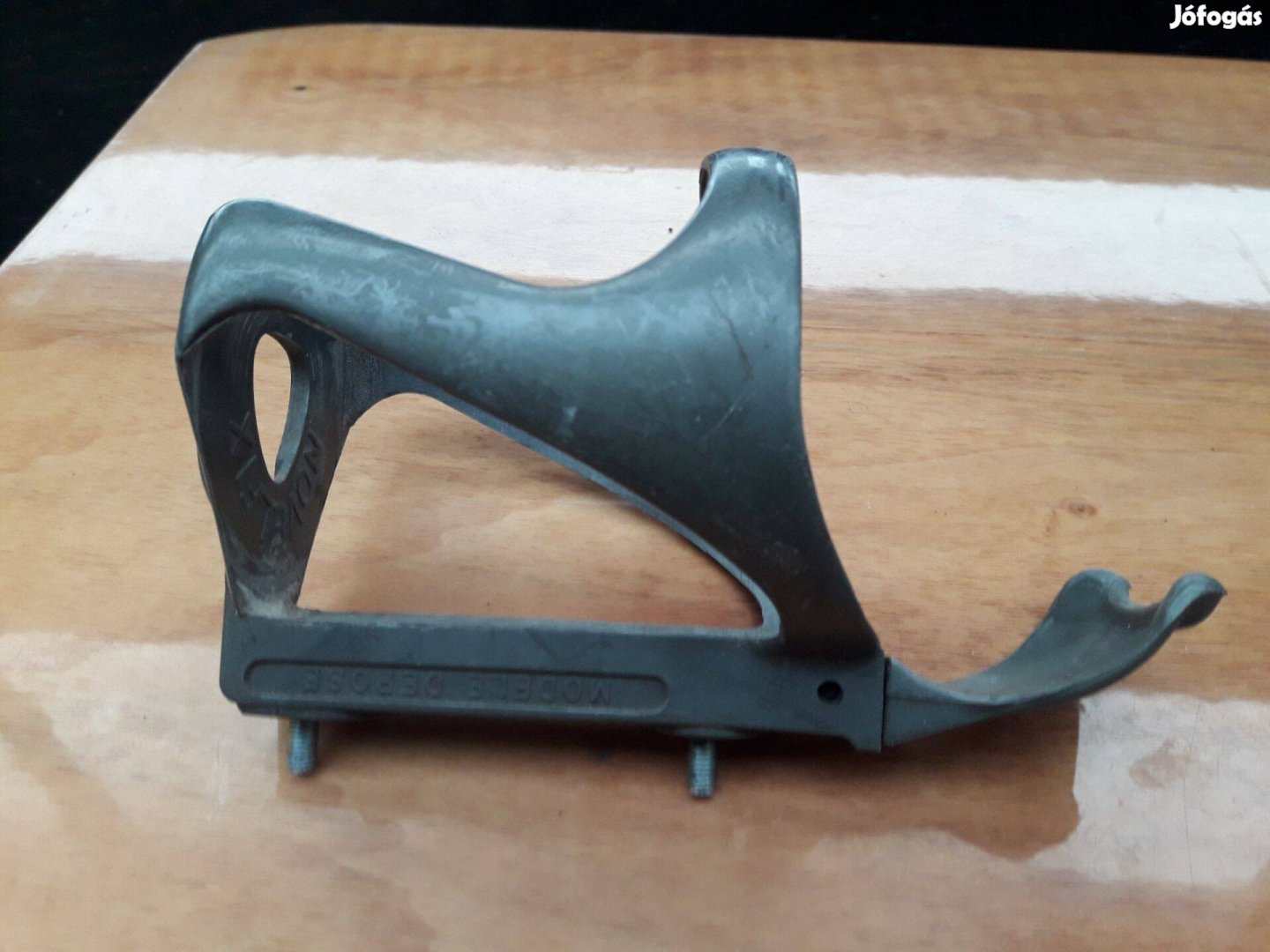 Novelfix made in France műanyag kulacstartó