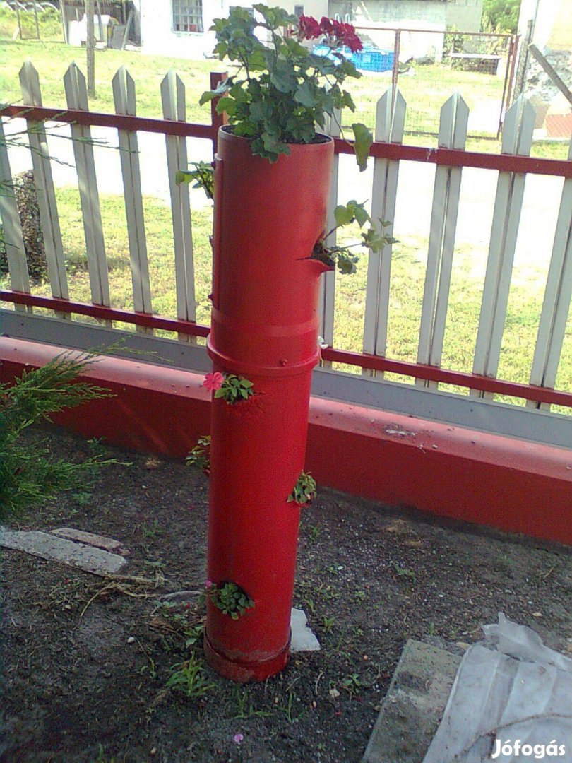 Növénytorony,epertorony PVC csőben (200mm)