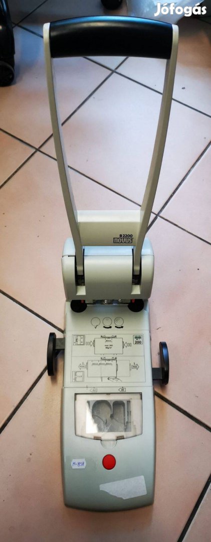 Novus B2200 blokk perforátor, blokklyukasztó