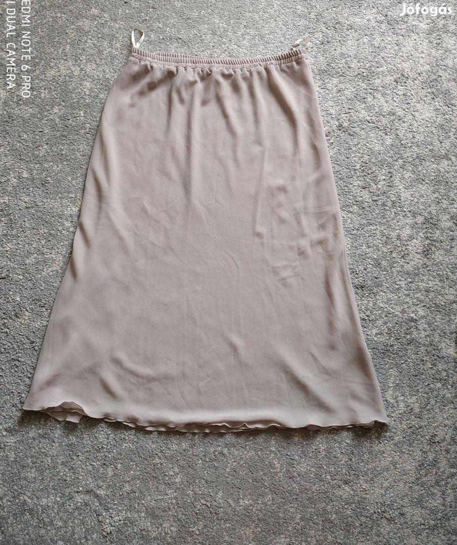 Nude színű zsorzsett maxi szoknya 54-es, extra nagy méretű