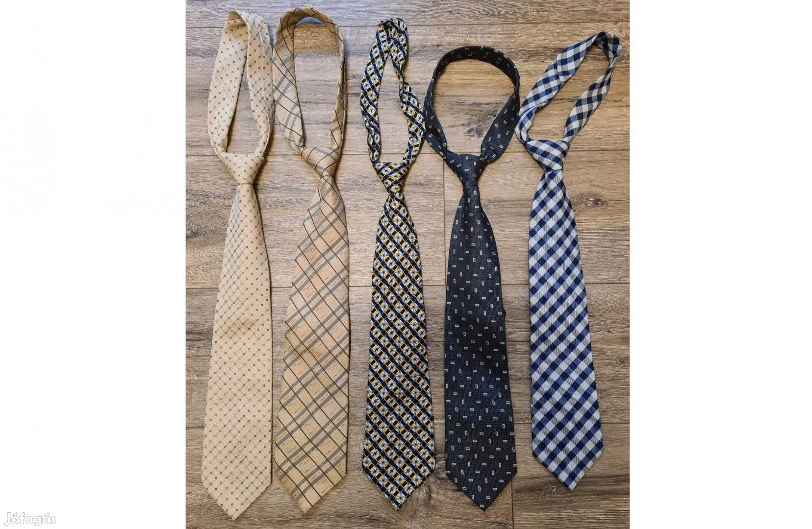 Nyakkendők egyben eladók