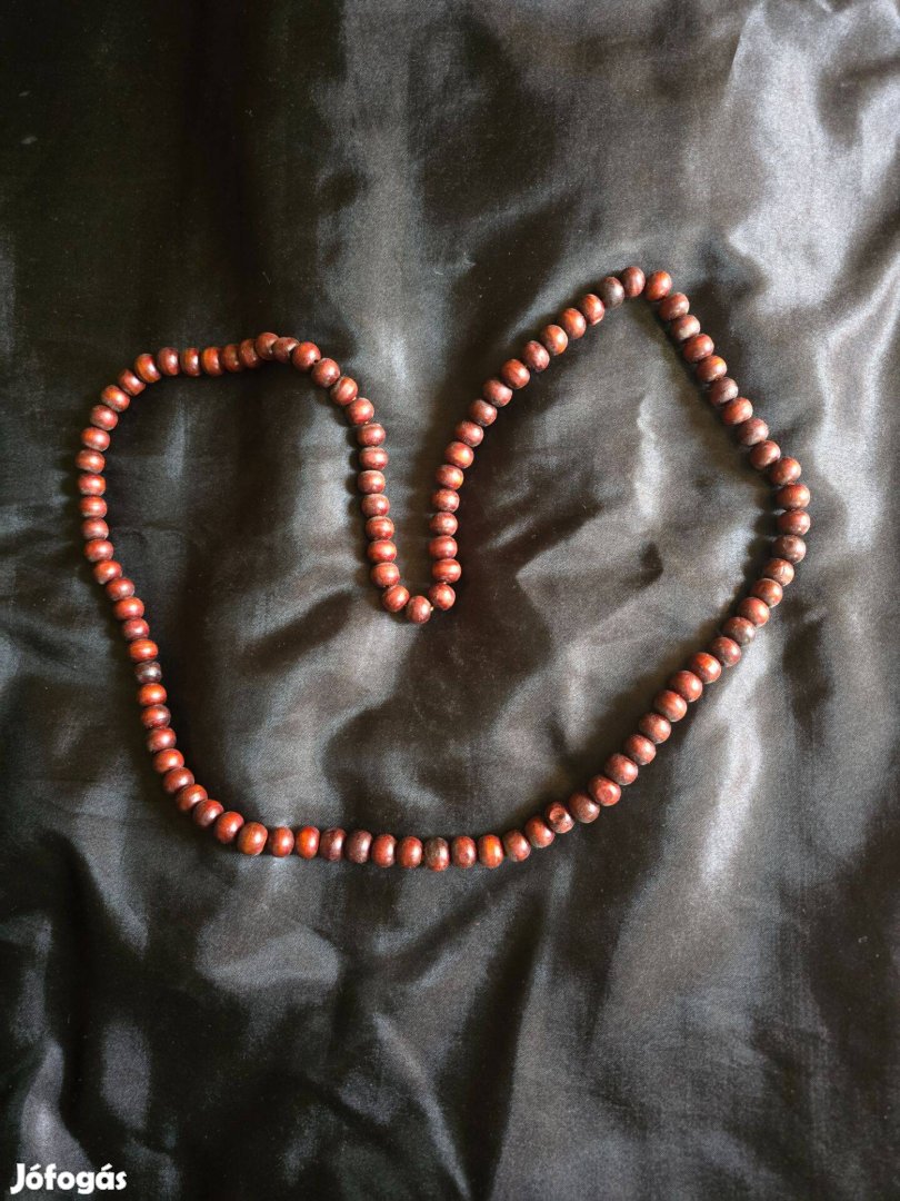 Nyaklánc, fa, sötétbarna