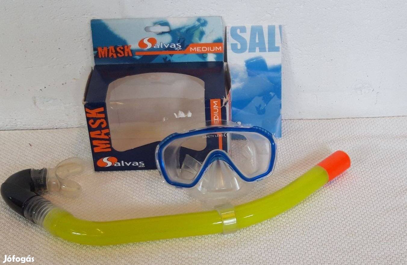 Nyaralás búvárszemüveg