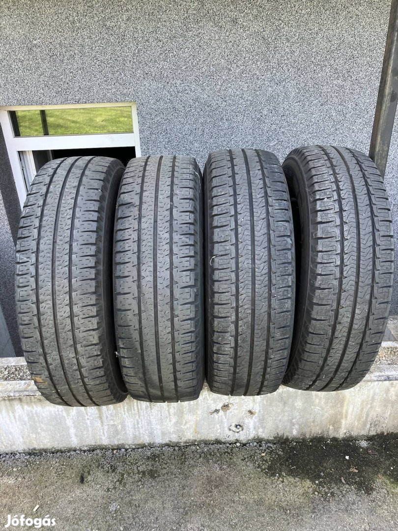 Nyári 225/75 r16c michelin gumi dot2021