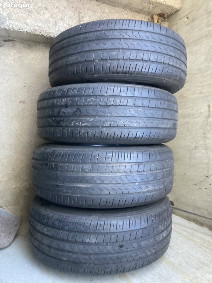 Nyári 235/65 r17 pirelli 4db gumi