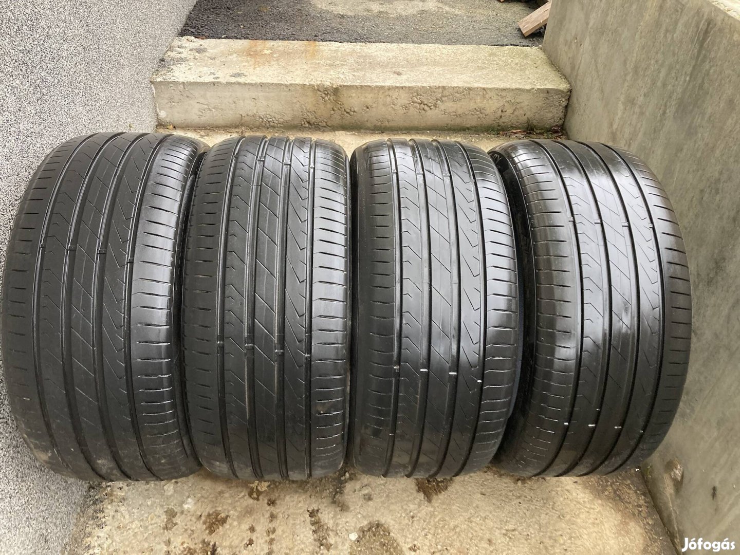 Nyári 245/40 r18 dot2021 4db gumi