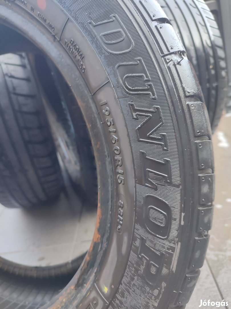 Nyári autógumi ,195/60 R 15 fordon volt .