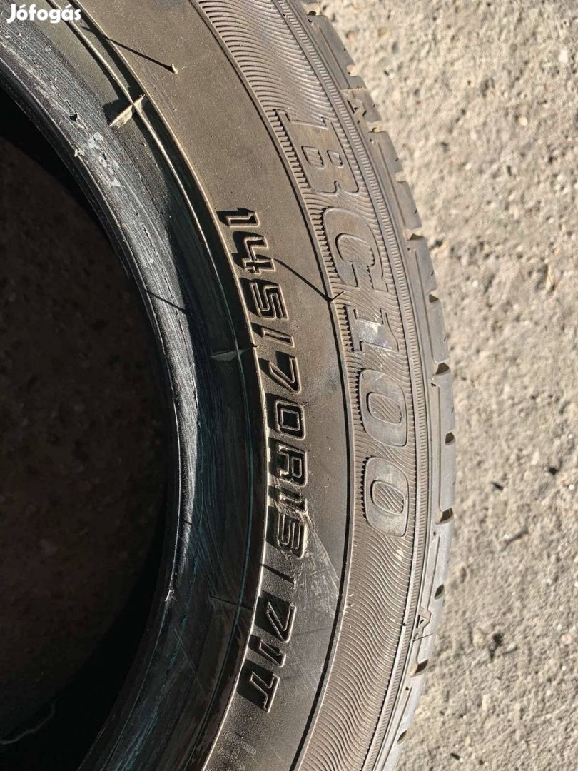 Nyári gumi 145/70 R13