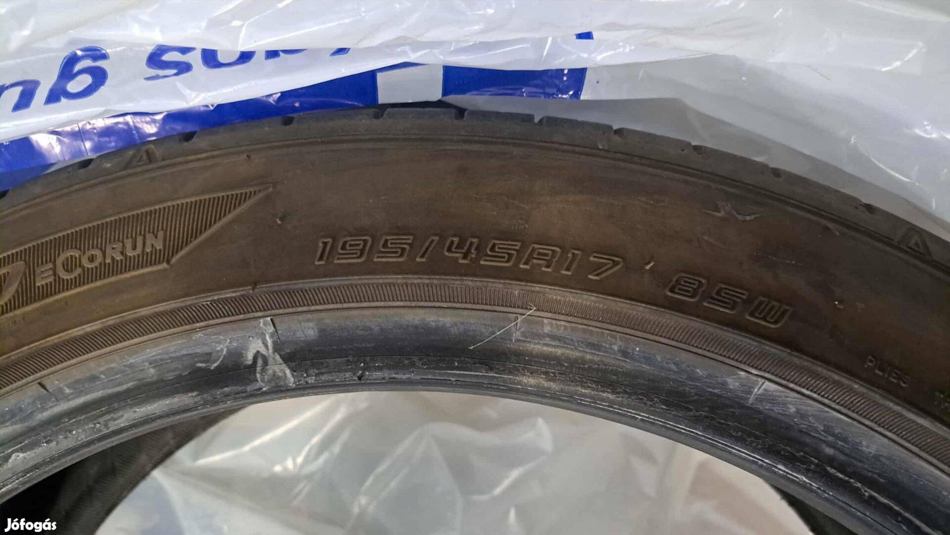 Nyári gumi 195/45 R17 - Suzuki Swift