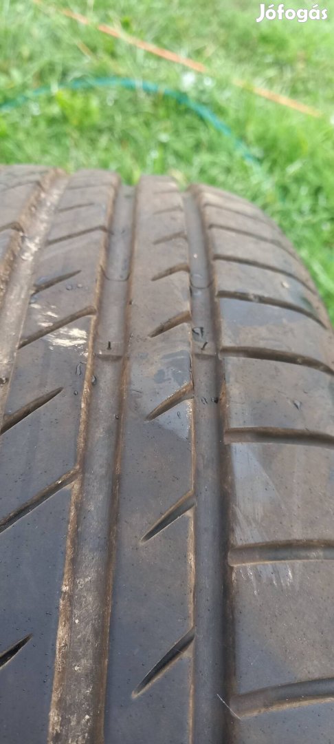 Nyári gumi 195/50R15