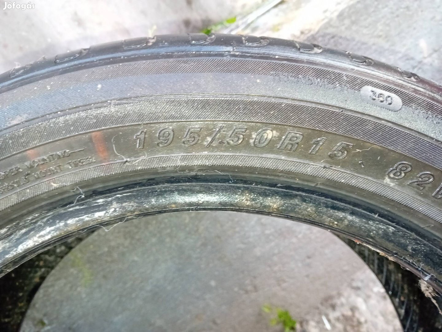 Nyári gumi 195/50R15