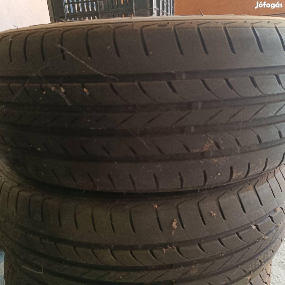Nyári gumi 195/60/r16