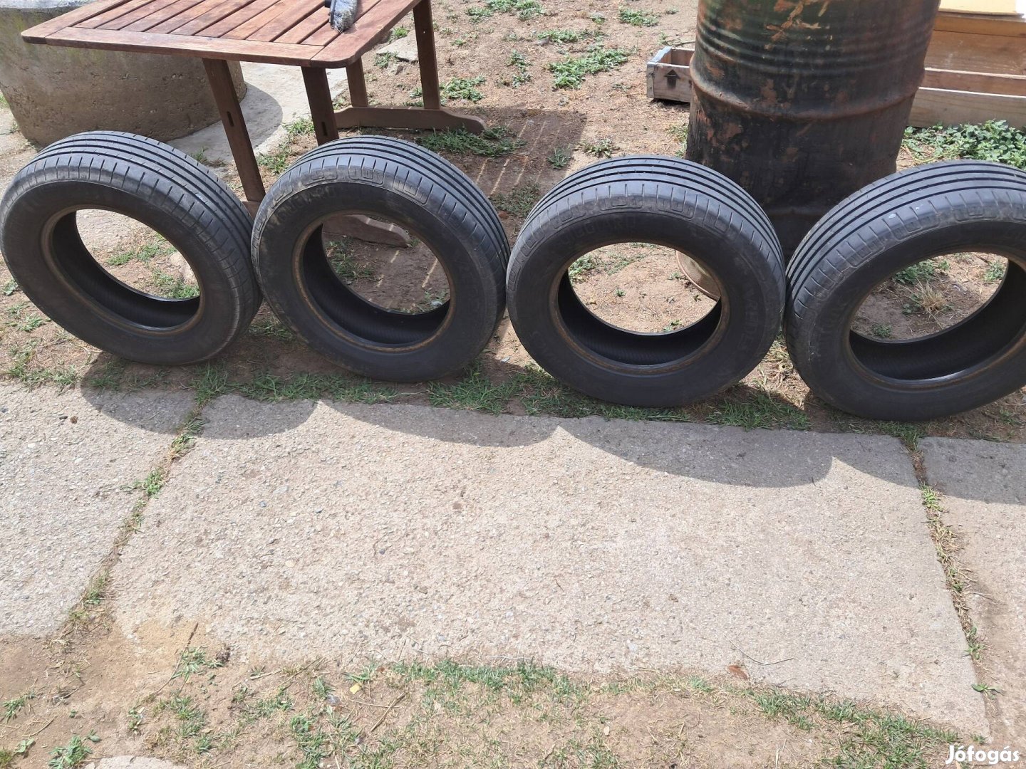 Nyári gumi 205/65 R15