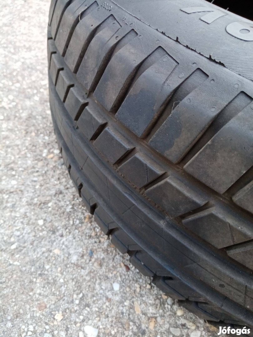 Nyári gumi 215/60 R16 Eladó