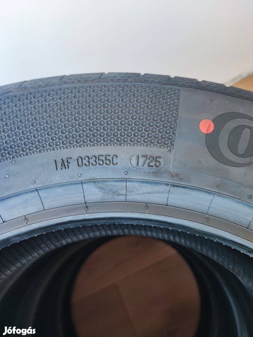 Nyári gumi 215/60r17