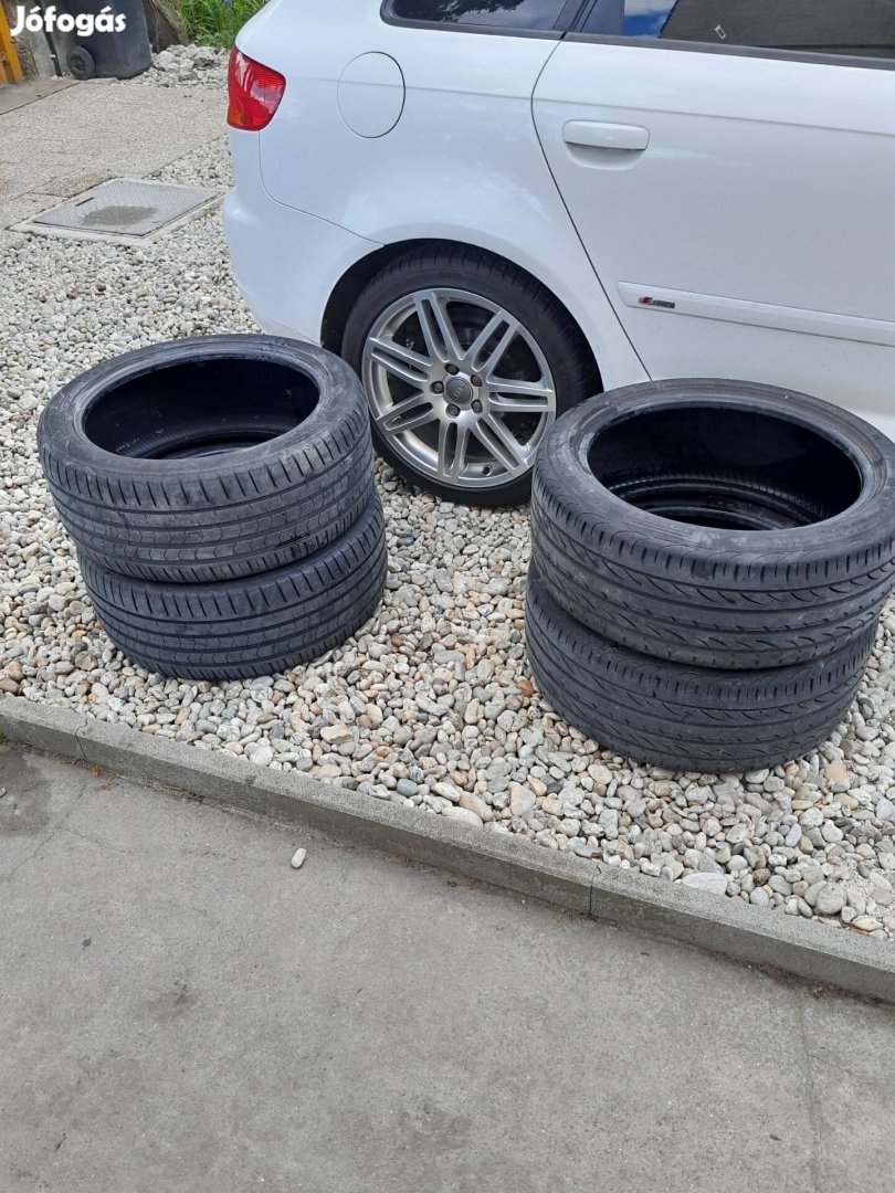 Nyári gumi 245/40 r18