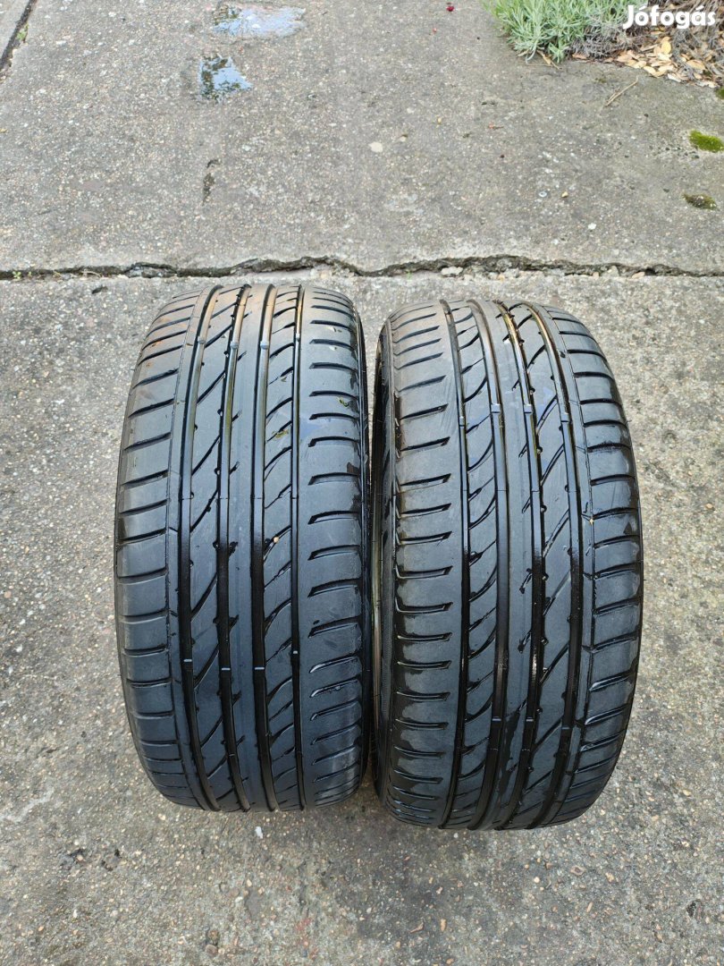 Nyári gumi 3 db Sailun 215/50 R17