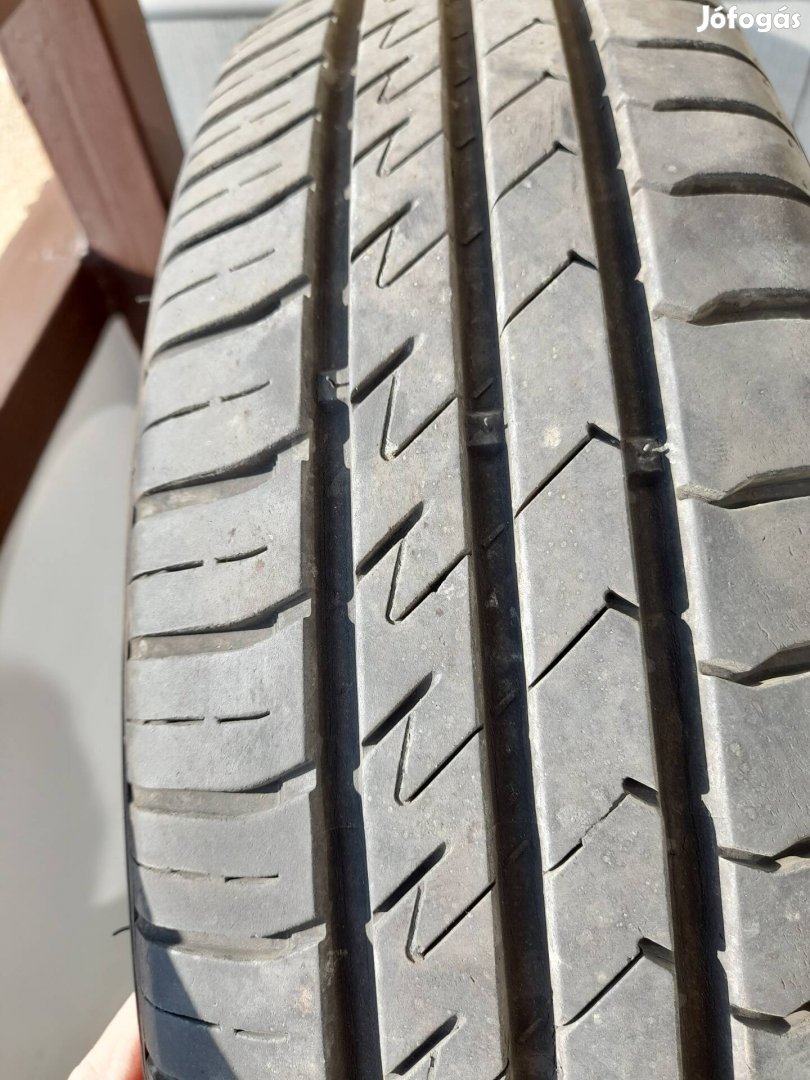 Nyári gumi Laufenn 155/80R13