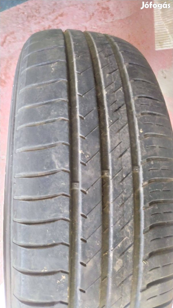 Nyári gumi Laufenn 195/65R15