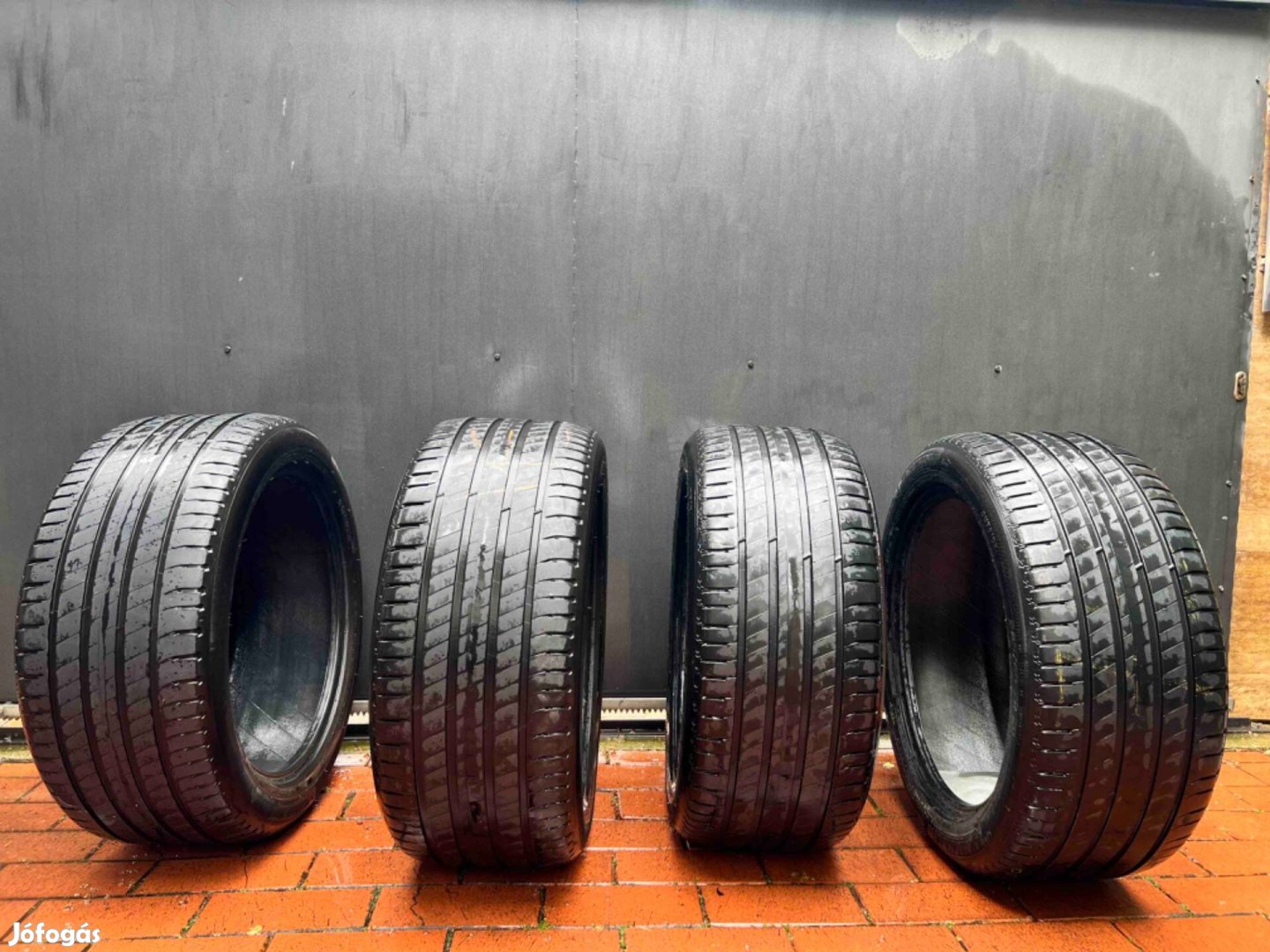 Nyári gumi Michelin Latitude Sport
