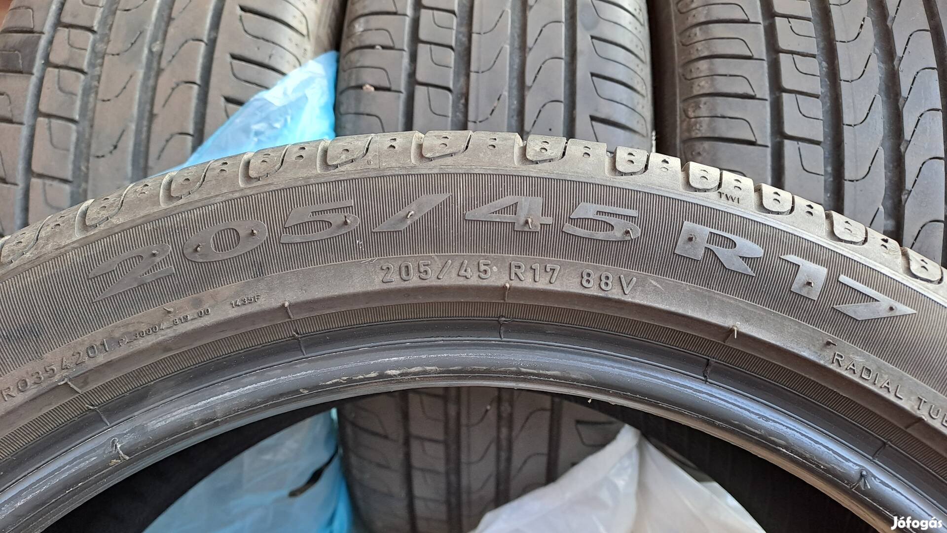 Nyári gumi Pirelli Cinturato P7 205 / 45 R17