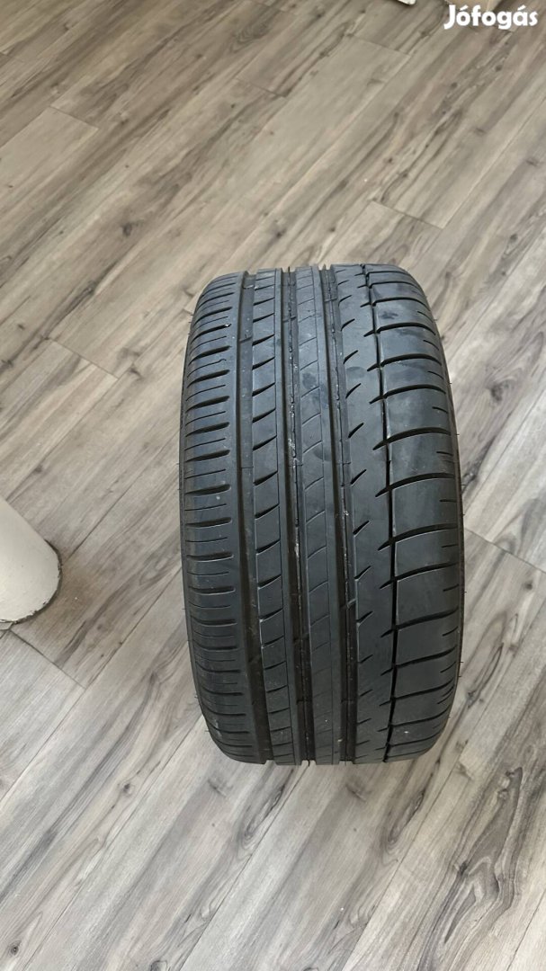 Nyári gumi Triangle 265/30 R19 1db