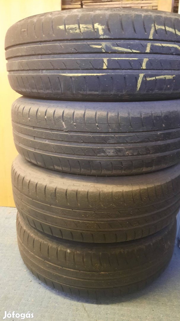 Nyári gumi felnivel 175/65 r14 4 db