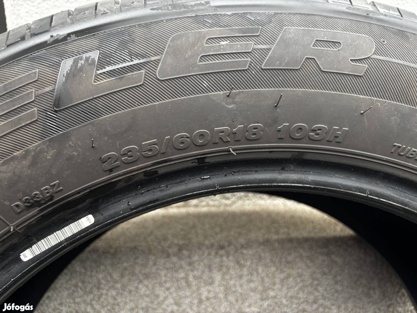 Nyári gumi garnitúra  Bridgestone 235/60 R18