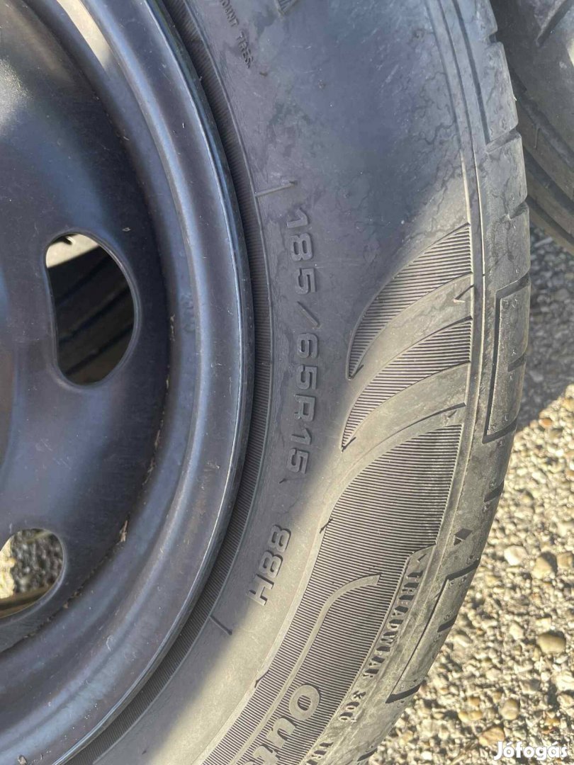 Nyári gumi szett (185/65 R15 4x108 6J ET18) 